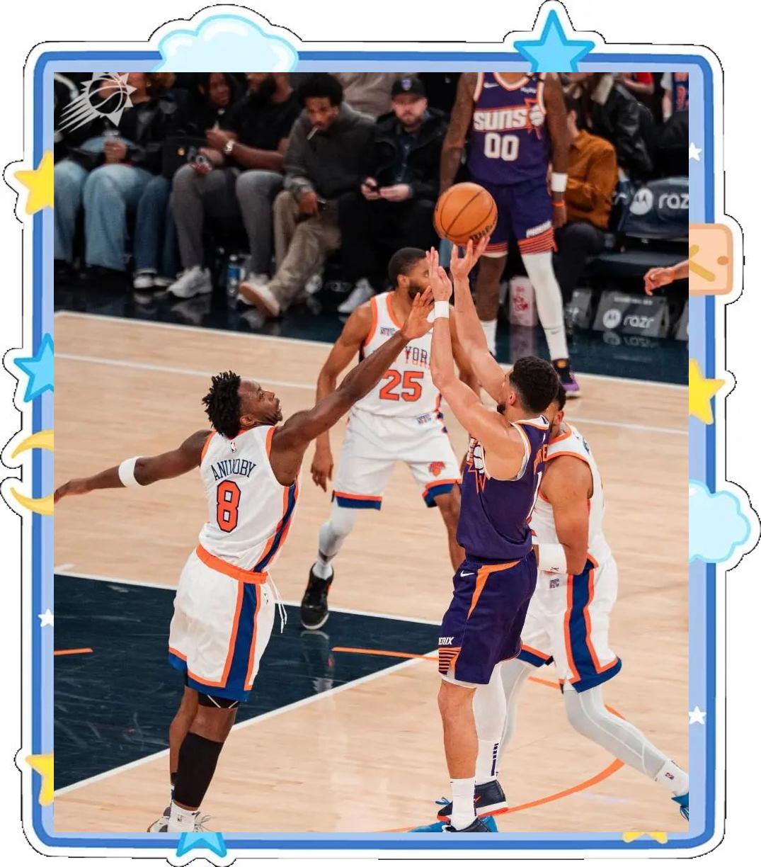 尼克斯队在比赛中展现团队实力,获得胜利英语